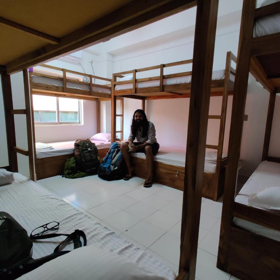 Pause Hostel Guwahati Zewnętrze zdjęcie